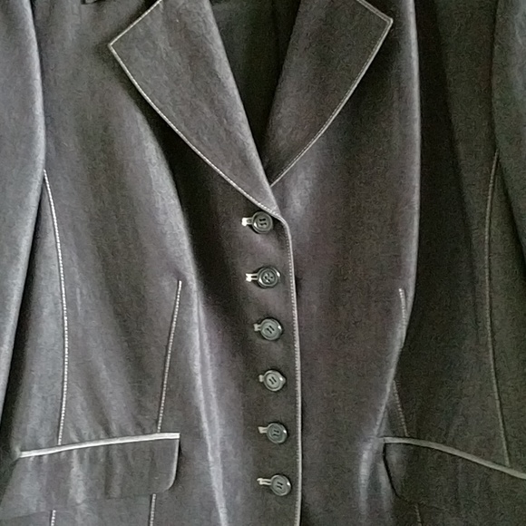 2 Piece Business- Suit by Lena Gabrielle New York - Picture 2 of 7